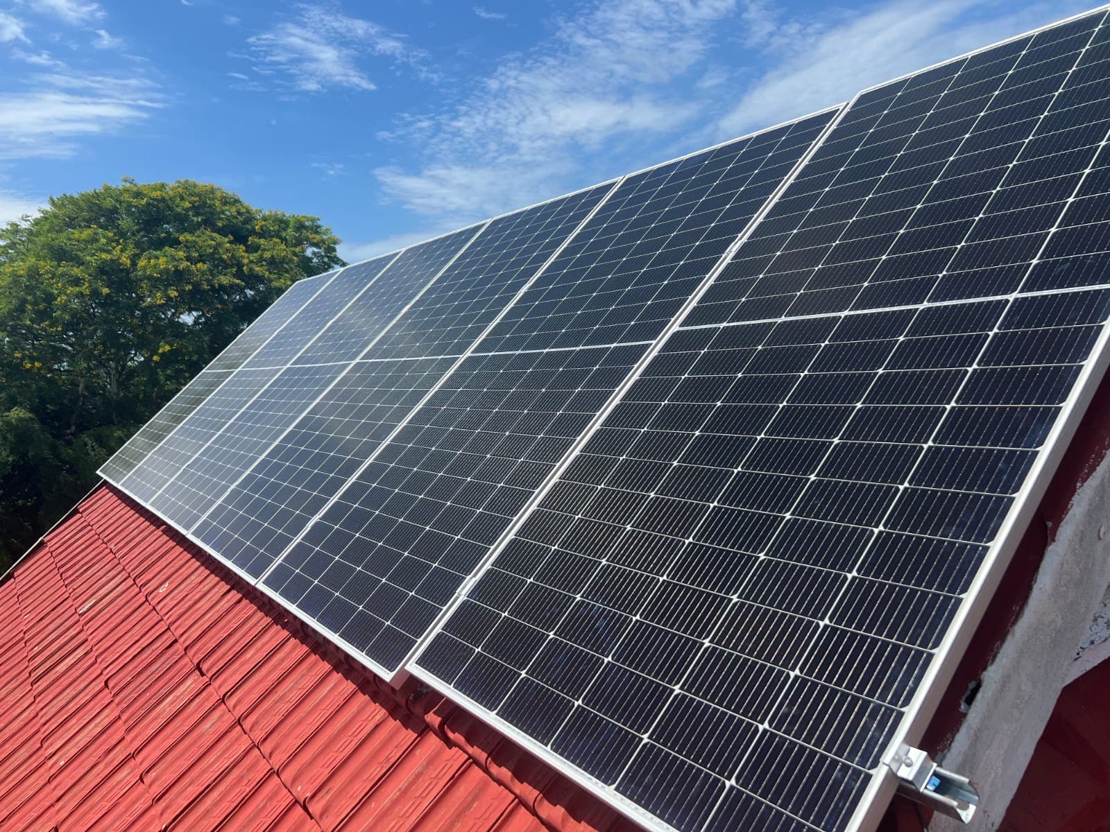 TP Electro rooftop solar panel installation